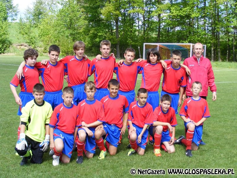 Ostanie cztery mecze w IV lidze – awans trampkarzy