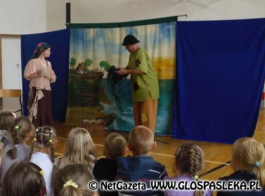 Dzień dziecka z teatrem