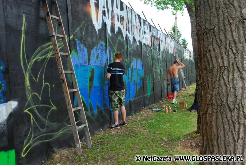Grafficiarze pracują w pocie czoła