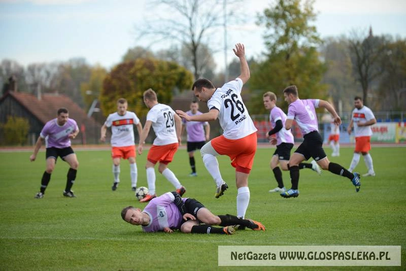 Polonia wygrywa i jest liderem