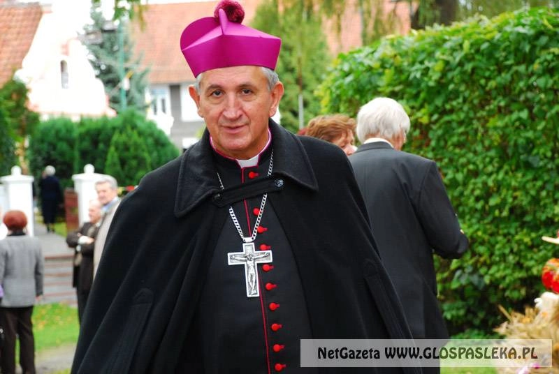 Biskup Styrna zrezygnował