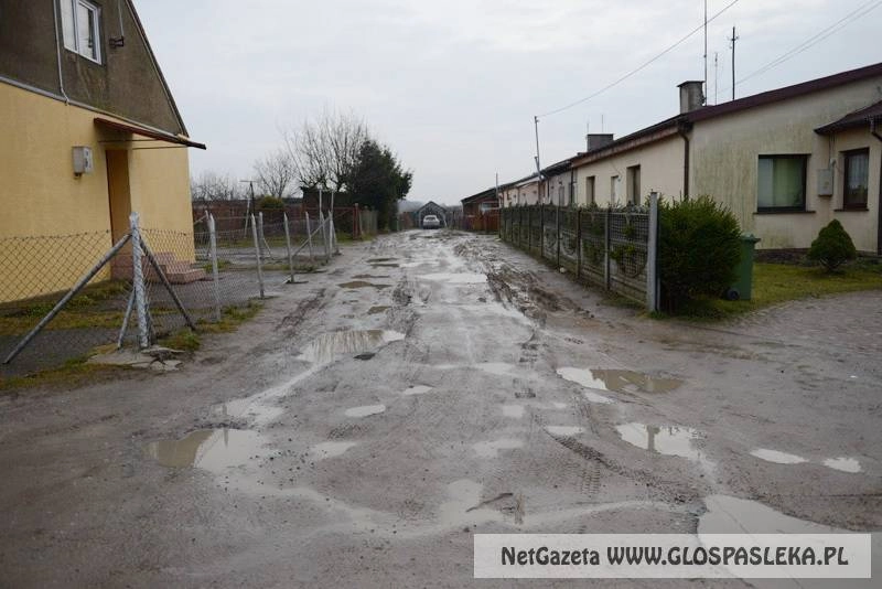 Listy - Mieszkańcy wsi Rzędy proszą