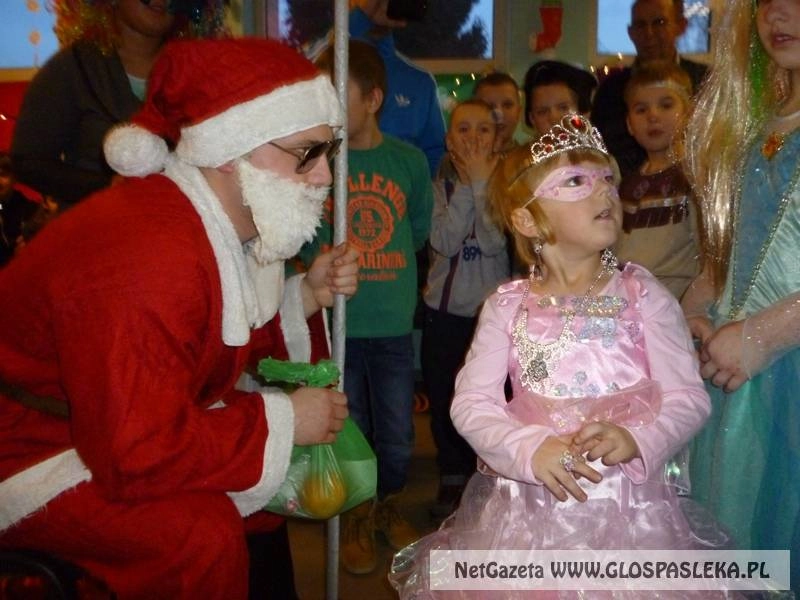 Zabawa choinkowa w Rzecznej