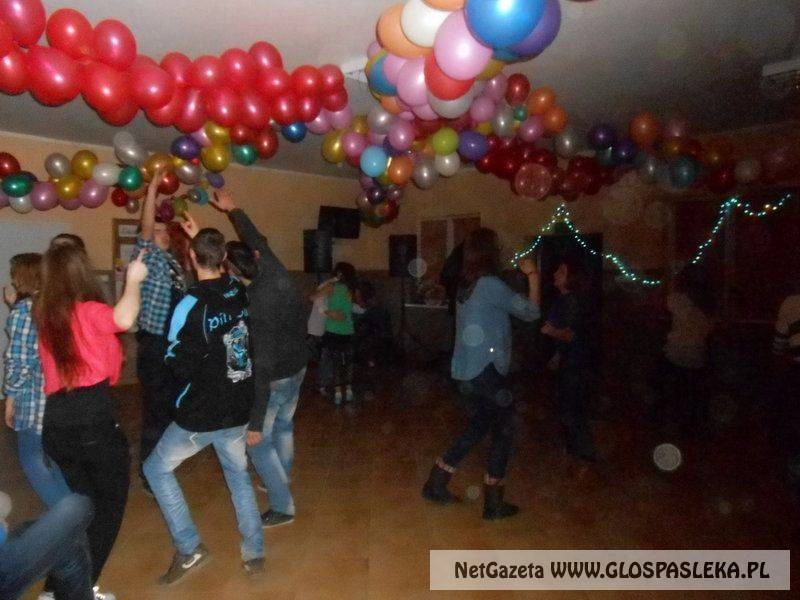 Młodzieżowe disco w Bielicy