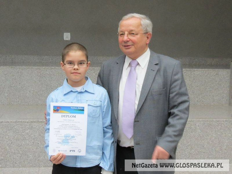 Uczeń z Pasłęka laureatem konkursu informatycznego Bóbr