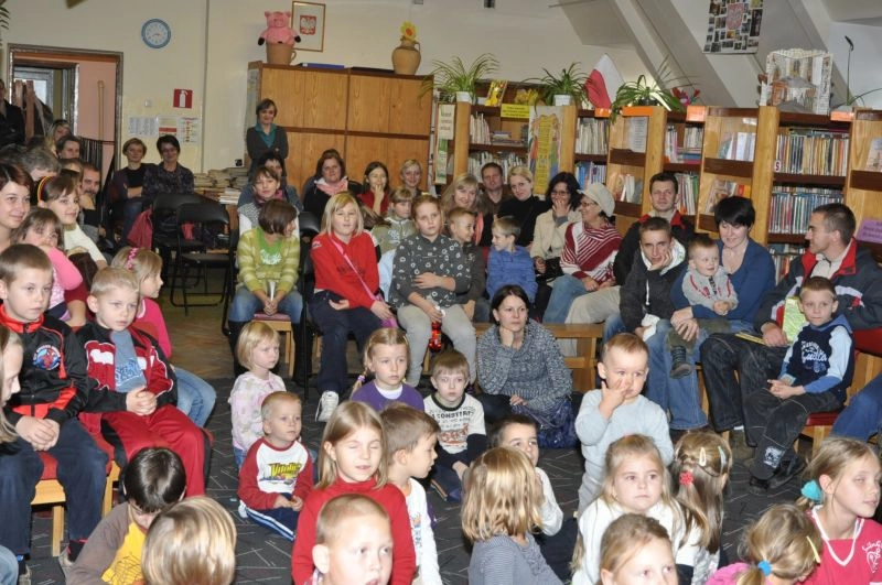 Śpiąca Królewna w Bibliotece Publicznej