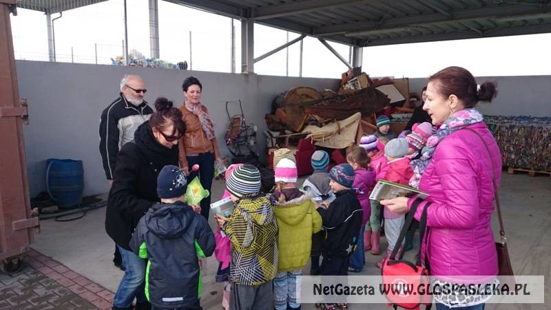 Przedszkolaki odwiedziły stację przeładunkową