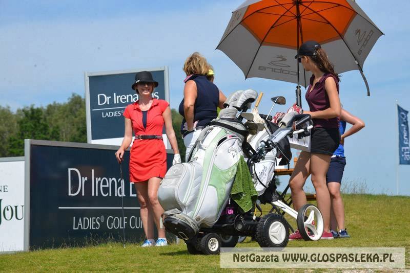 Irena Eris na polu Sand Valley