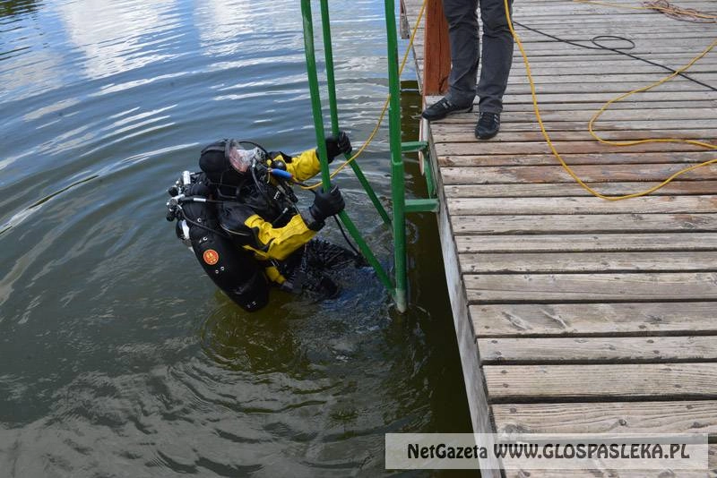 Ćwiczenia strażaków w Parku Ekologicznym