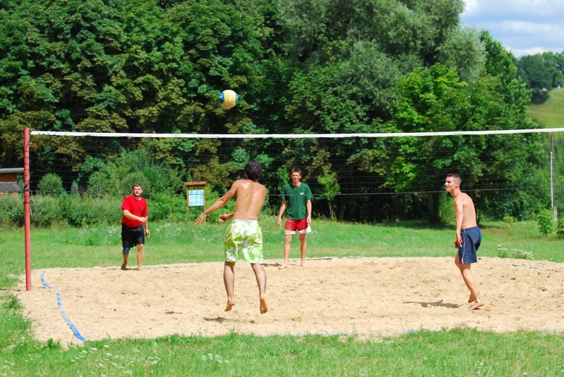 Turniej siatkówki plażowej