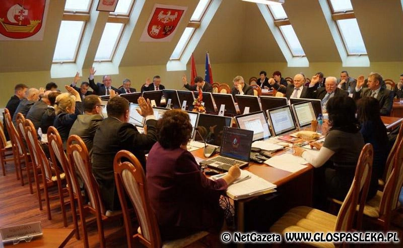 Pierwsza po wakacjach sesja w powiecie