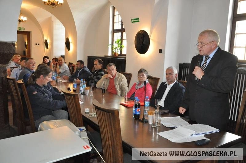 O wiatrakach w sali rycerskiej