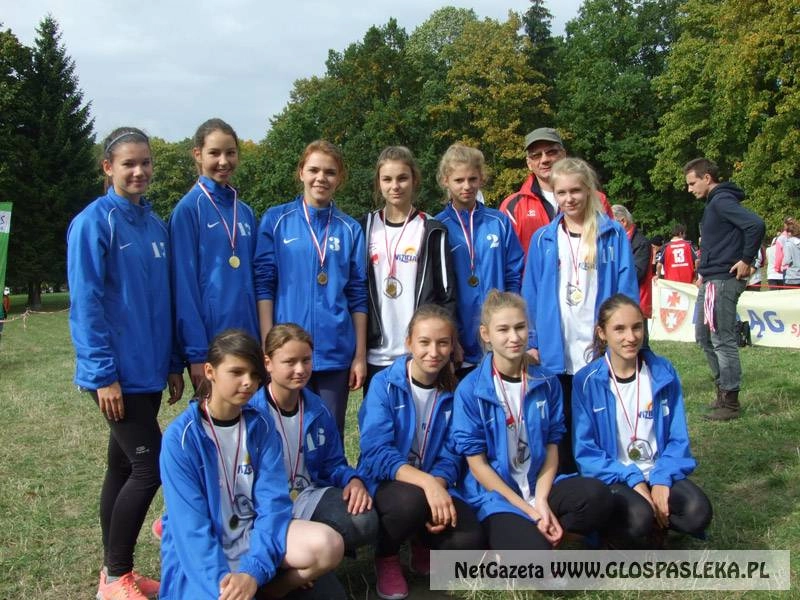 Gimnazjum nr 1 wygrywa Sztafetowe Biegi Przełajowe