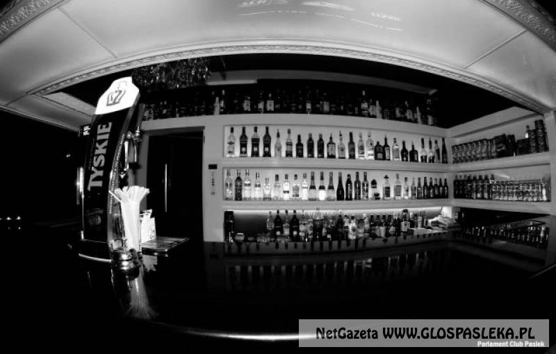 SZTYWNY PAL AZJI W PARLAMENCIE 06/12/2014 