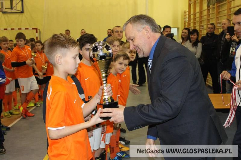 Młodzi piłkarze walczyli o Puchar Starosty