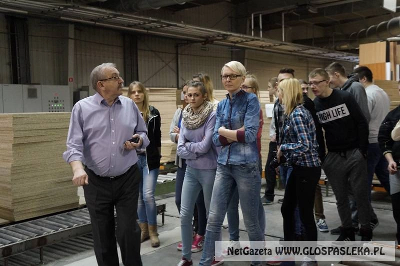 Uczniowie ZS u WÓJCIKA