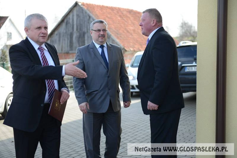 Umowa na „schetynówki”