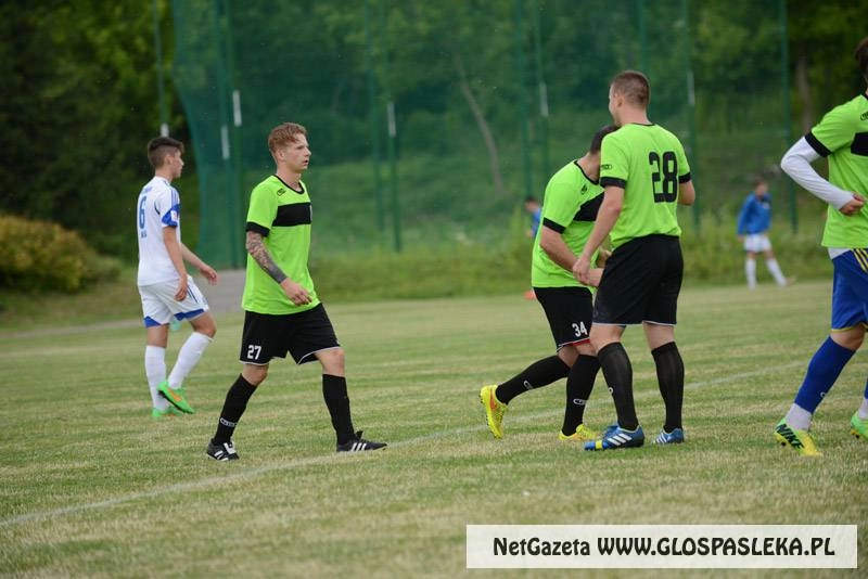 Polonia - Dąb Kadyny 4:2 (3:1)