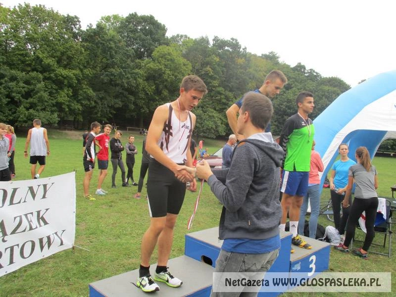 Medale lekkoatletów w Jesiennych  Biegach Przełajowych