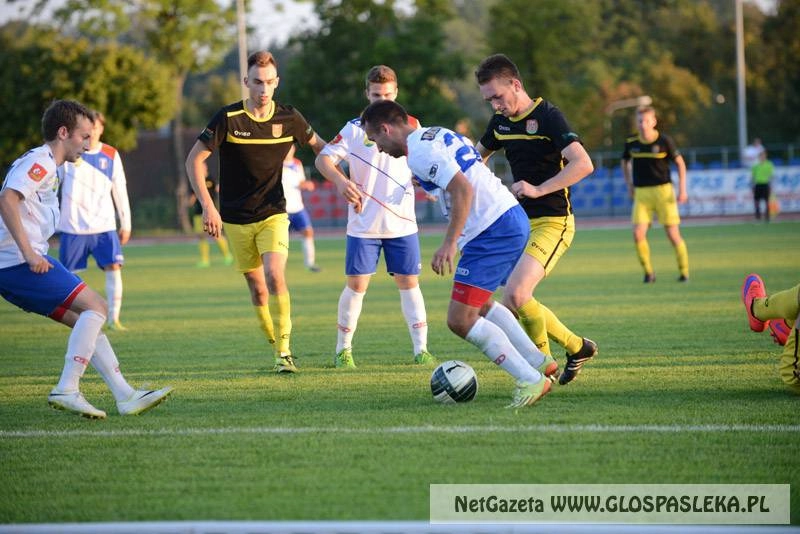 Trudny wyjazd Polonii