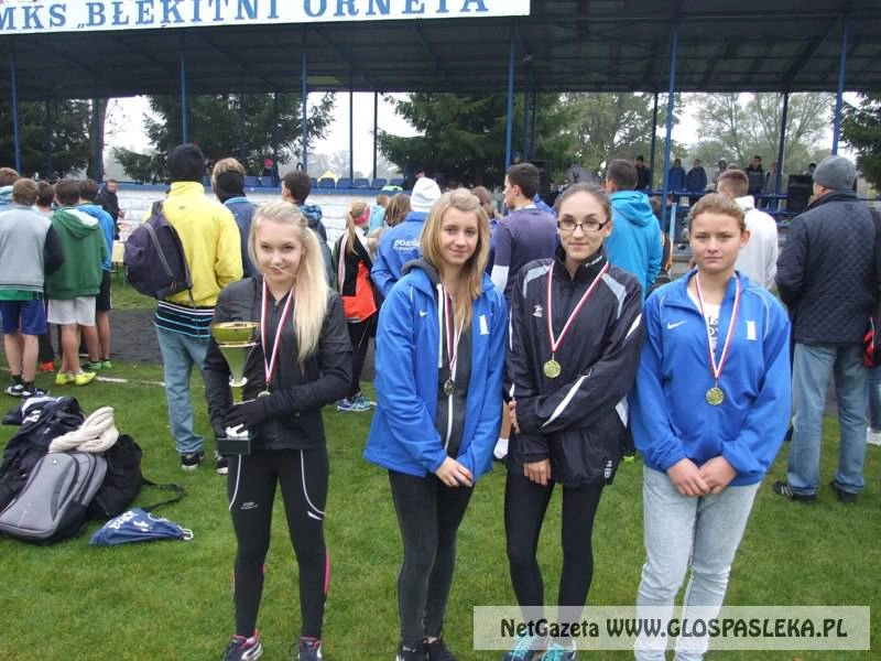 Dziewczęta Gimnazjum nr 1 najlepsze na przełajach LZS