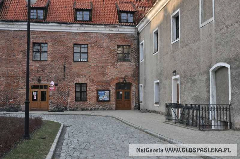 POK szuka pracownika