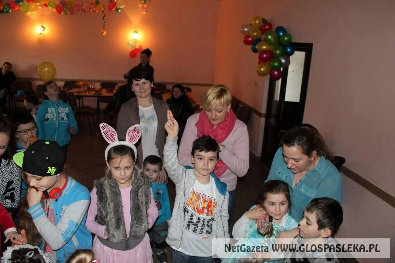 W Mariance bawili się na zabawie choinkowej