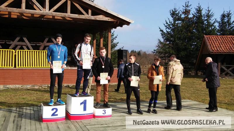 Medale w biegach przełajowych