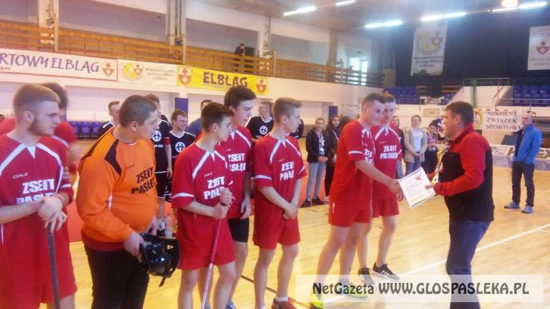 Srebrny medal drużyny unihokeja chłopców