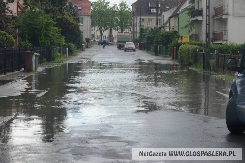 Popadało, zalało i połamało