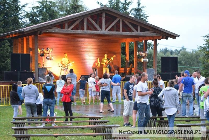 Disco polo w deszczu