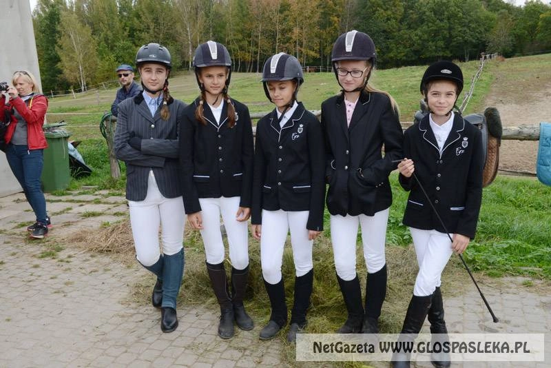 Amazonki z Nenii z odznakami