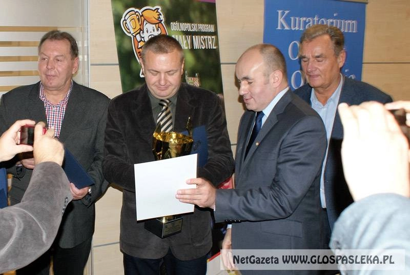 Sportowcy z Gimnazjum nr 1 najlepsi w województwie