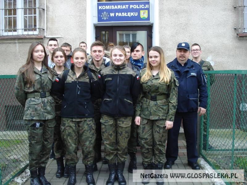 Szkolenie uczniów ZSEiT w komisariacie policji