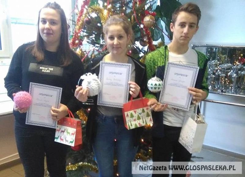  Świątecznie i kolorowo w ZSEiT