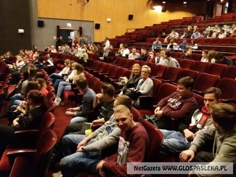 Młodzież ZS na spektaklu „Mayday 2”