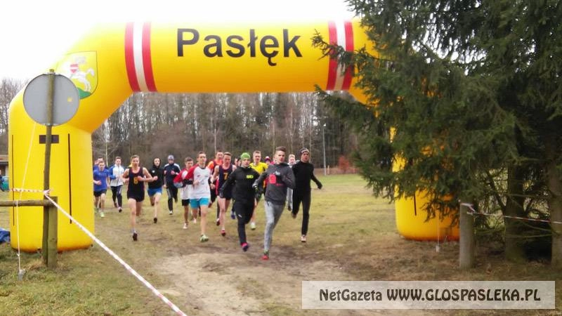 Srebro i brąz dla ZSEiT w biegach przełajowych