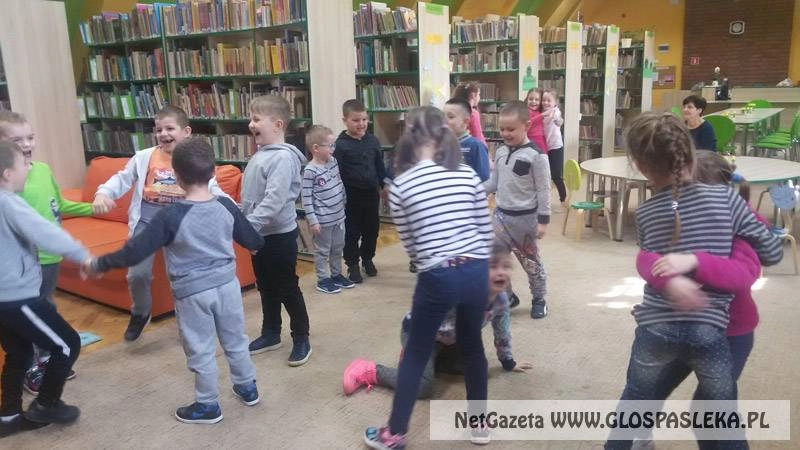 Przedszkolaki w Bibliotece