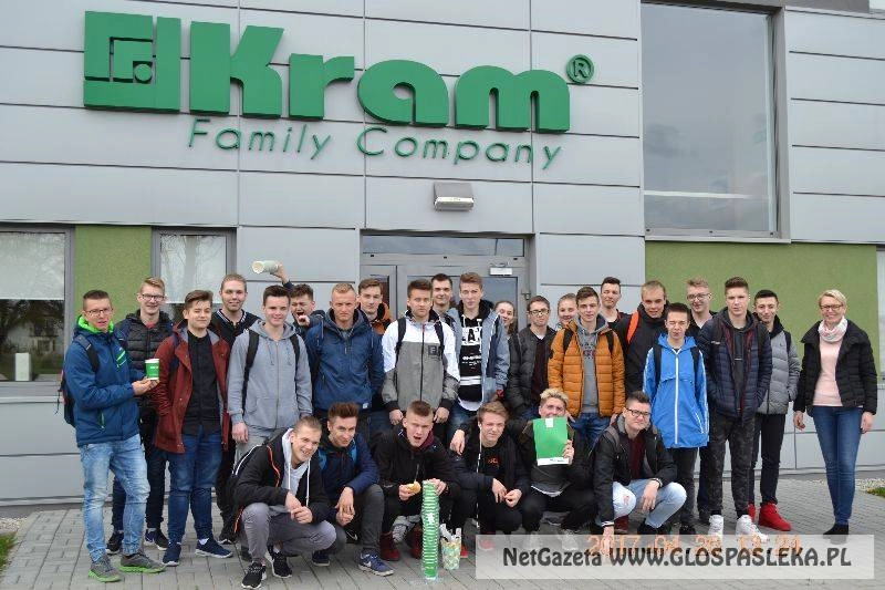 Logistycy w Zakładzie KRAM Company Family