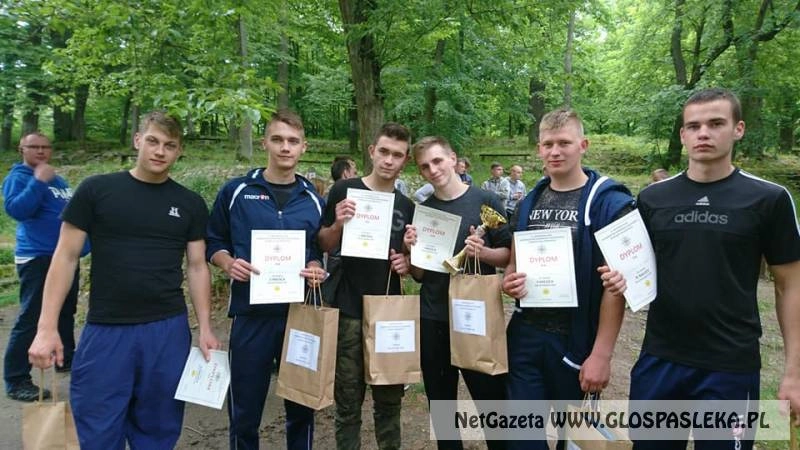 Młodzież z OSiW na II miejscu po biegach na orientację