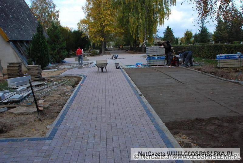 Nowe alejki na cmentarzu 