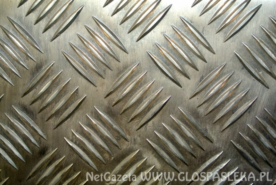 Gięcie blachy - jak wykonać?