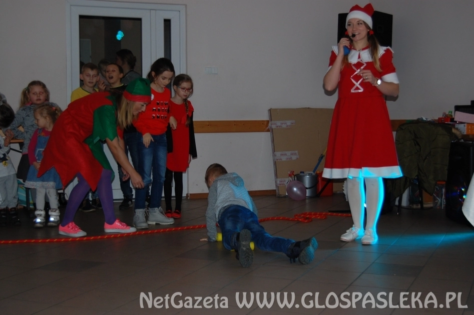 Mikołaj odwiedził dzieci z sołectwa Robity