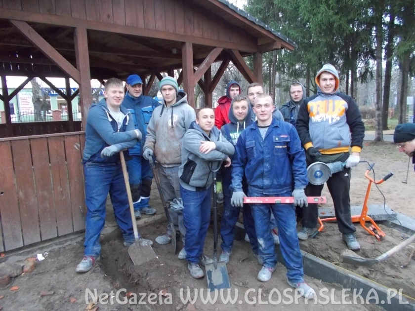 Ginące zawody: brukarz