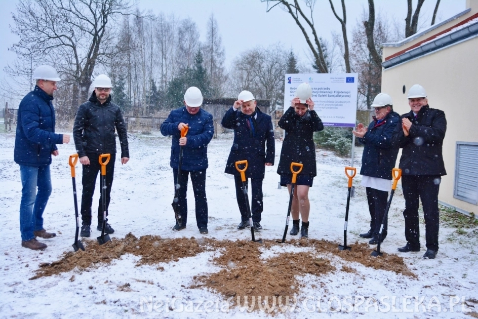 Pierwsza łopata wbita