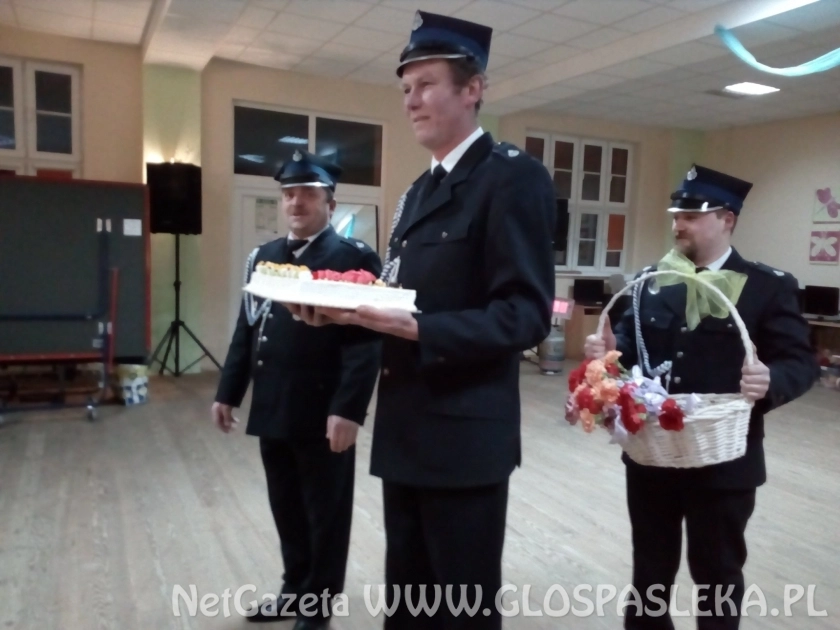 ŚWIĘTO KOBIET I MĘŻCZYZN W ŚWIETLICACH WIEJSKICH