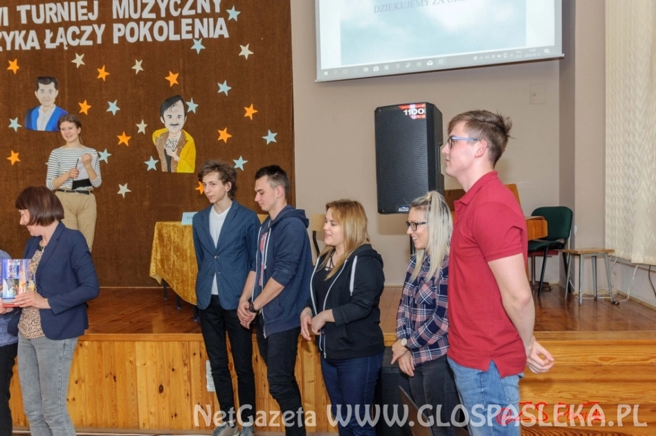 VI Turniej Muzyczny w ZS w Pasłęku w rytmie disco polo