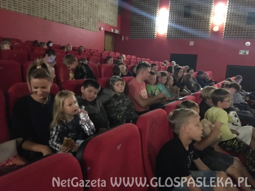 Wyjazd na spektakl z okazji Dnia Ojca