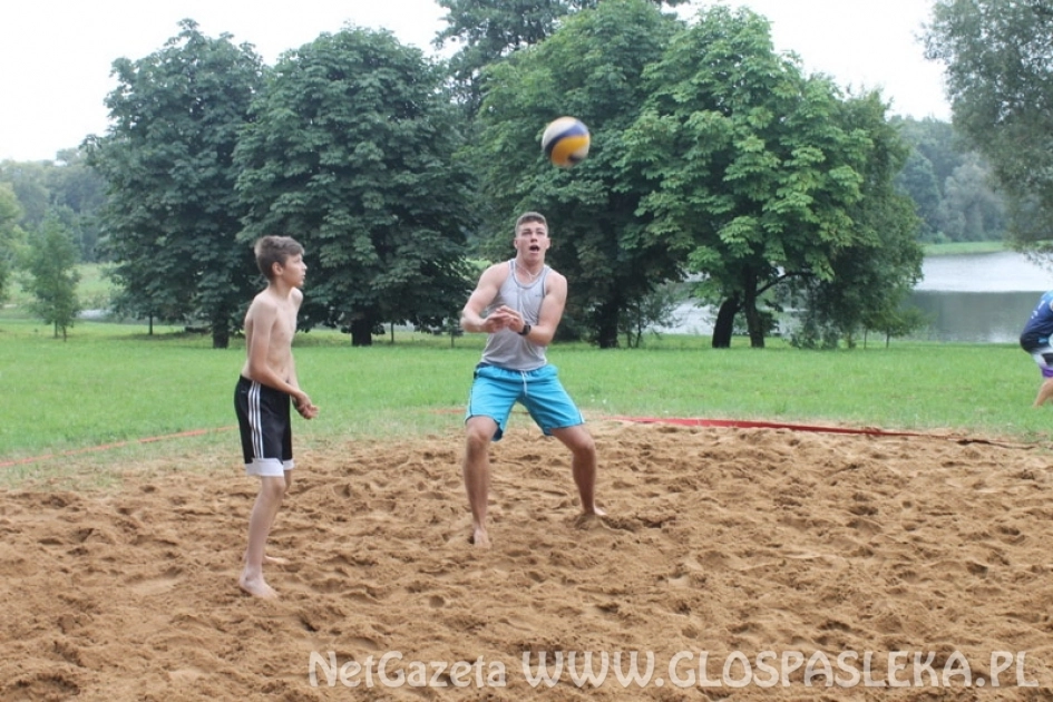 Turniej siatkówki plażowej