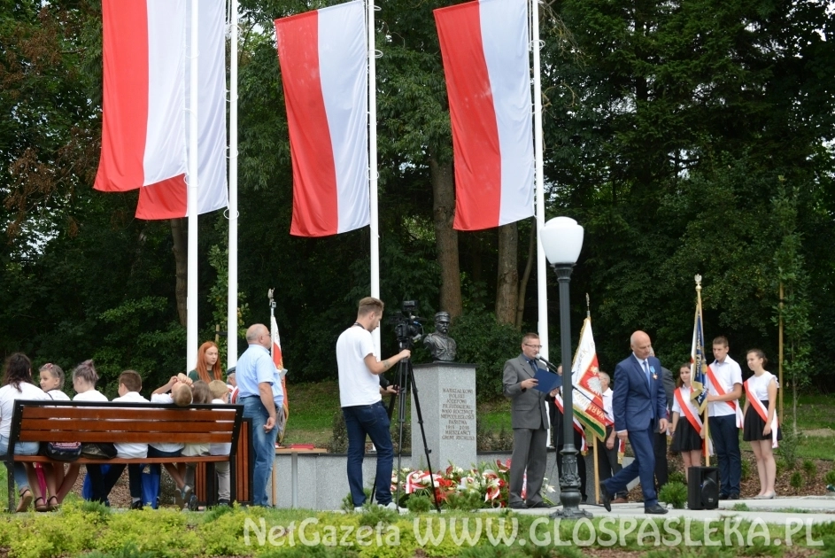 Piłsudski – czy tylko bohater?